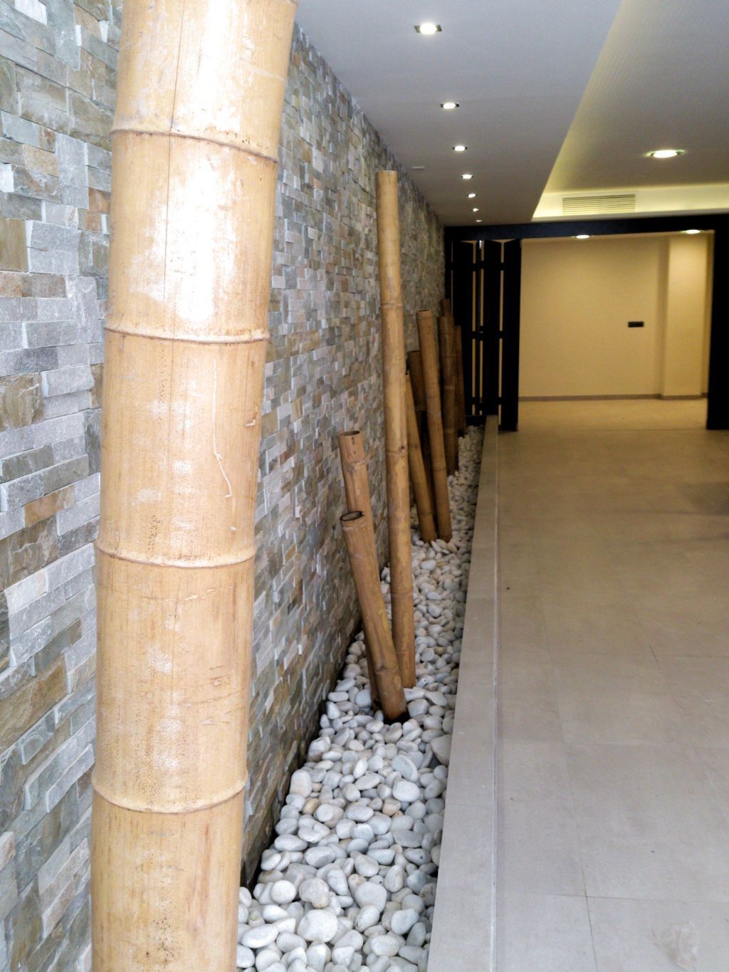 Rh Aura Hotel 4*